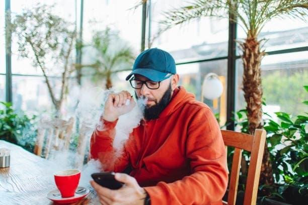 e-shisha dampfer im Vergleich 2025 – Tests, Liquids, Akkupflege und Kaufberatung für sicheres Dampfen