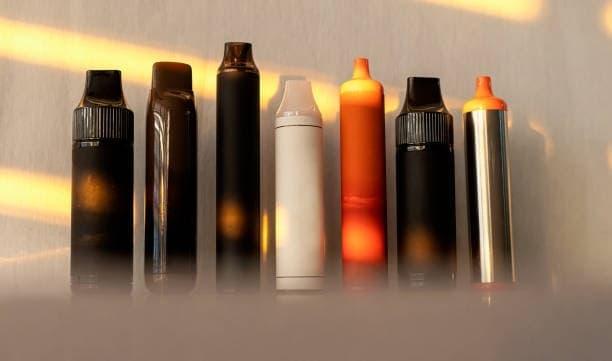 zahnfleischentzündung durch e-zigarette erkennen vermeiden behandeln – Ursachen, Symptome, Hausmittel und Tipps vom Zahnarzt